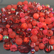 画像をギャラリービューアに読み込む, 【送料無料】【ワンコイン500円ぽっきり】【たっぷり人気アクリルビーズミックス『アップルレッド』】 約6-14mm 約50g 【福袋】