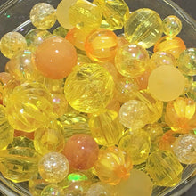 画像をギャラリービューアに読み込む, 【ワンコイン500円ぽっきり】【たっぷり人気アクリルビーズミックス『レモンイエロー』】 約6-18mm 約50g 【福袋】