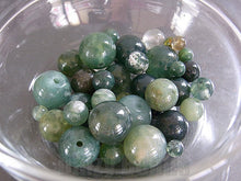 画像をギャラリービューアに読み込む, 【ワンコイン500円ぽっきり】【天然石モスアゲートミックス(天然)】 ラウンド約4-10mm 約24g