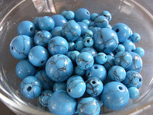 画像をギャラリービューアに読み込む, 【ワンコイン500円ぽっきり】【天然石ターコイズミックス(人工)】 ラウンド約4-10mm 約34g