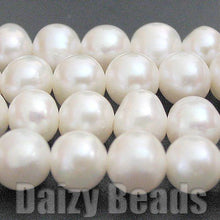 画像をギャラリービューアに読み込む, 【天然石ビーズ】【淡水パール(天然) ホワイト】 Cグレード ポテト型 約4-5mm (サイズ表示は厚さです) 1連(約34-38cm)