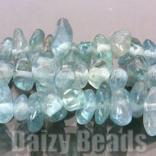 画像をギャラリービューアに読み込む, 【天然石 パワーストーン ビーズ】【カイヤナイト (天然)】 さざれ 約6-10x2-4mm 1連(約80-90cm)