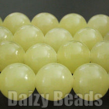 画像をギャラリービューアに読み込む, 【天然石 パワーストーン ビーズ】【オリーブジェイド (天然)】 丸玉 約8mm 1連(約38-40cm)