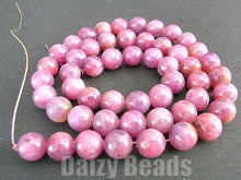画像をギャラリービューアに読み込む, 【天然石 パワーストーン ビーズ】【ルビー(天然/加熱)】 丸玉 8mm 1連(約36-40cm)