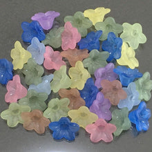 画像をギャラリービューアに読み込む, 【アクリルビーズ】 フロストフラワー 約10x7mm 約33個 【アクリル・アクリルビーズ・ビーズ・ビーズパーツ・パーツ・アクリルパーツ・プラスチックビーズ】
