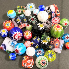 画像をギャラリービューアに読み込む, 【ワンコイン500円ぽっきり】【人気和風ミルフィオリガラスビーズミックス】 約5-12mm 約25g 【福袋】