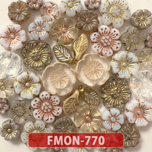 画像をギャラリービューアに読み込む, 【在庫限りの早いもの勝ち・画像通り・ペア・売り切りチェコビーズミックス】【1000円ぽっきり】約6mm-
