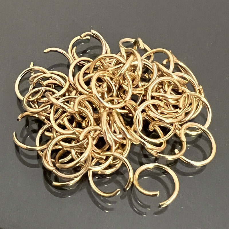 【丸カン ステンレス SUS304 18金メッキ パーツ 金具】 【カラー:ゴールド】 約7x0.8mm 約54個 アレルギー対応 金属アレルギー対応 ハンドメイドパーツ 手作り おすすめ