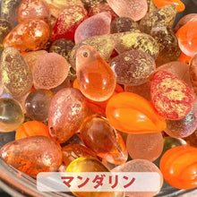 画像をギャラリービューアに読み込む, 店長おすすめ！ビーズ チェコビーズ ドロップ アソート【送料無料・売り切りチェコビーズ 約6x9mm・在庫限りの早いもの勝ち・画像通り・約100個】【1000円ぽっきり】【チェコ ビーズ福袋】ビーズ チェコ ビーズ手芸 ガラスビーズ ティアードロップ
