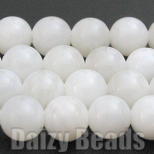 【天然石　パワーストーン　ビーズ】【マザーオブパール(天然/漂白)】　丸玉４mm　１連（約38-40cm）